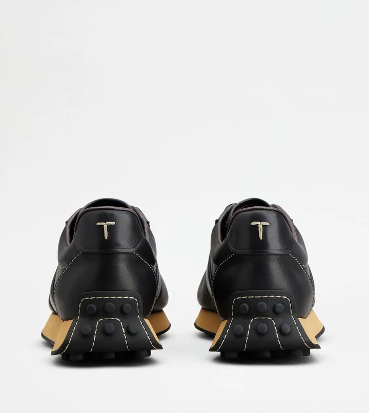 T Vintage Sneakers in Leather - Image 3