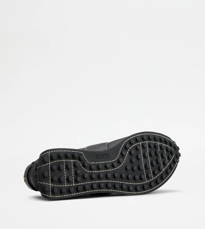 T Vintage Sneakers in Leather - Image 4