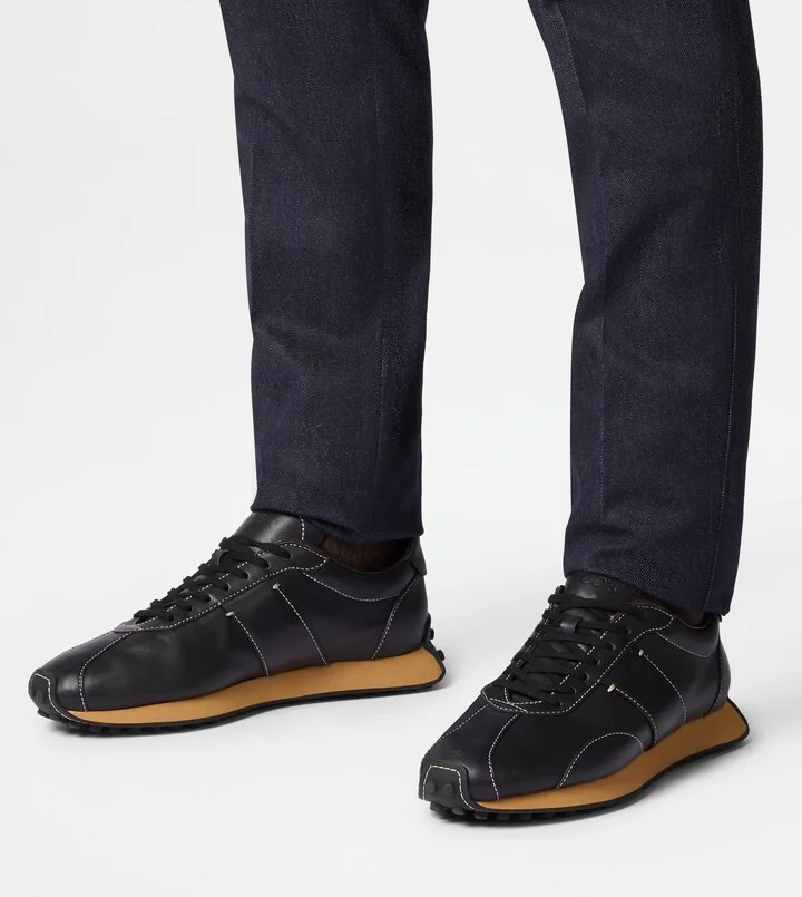 T Vintage Sneakers in Leather - Image 6