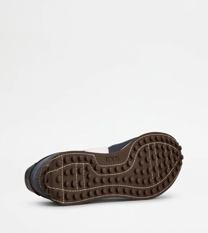 T Vintage Sneakers in Leather and Fabric - Image 4