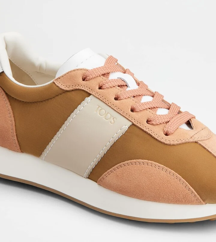 T Vintage Sneakers in Leather and Technical Fabric - Image 5