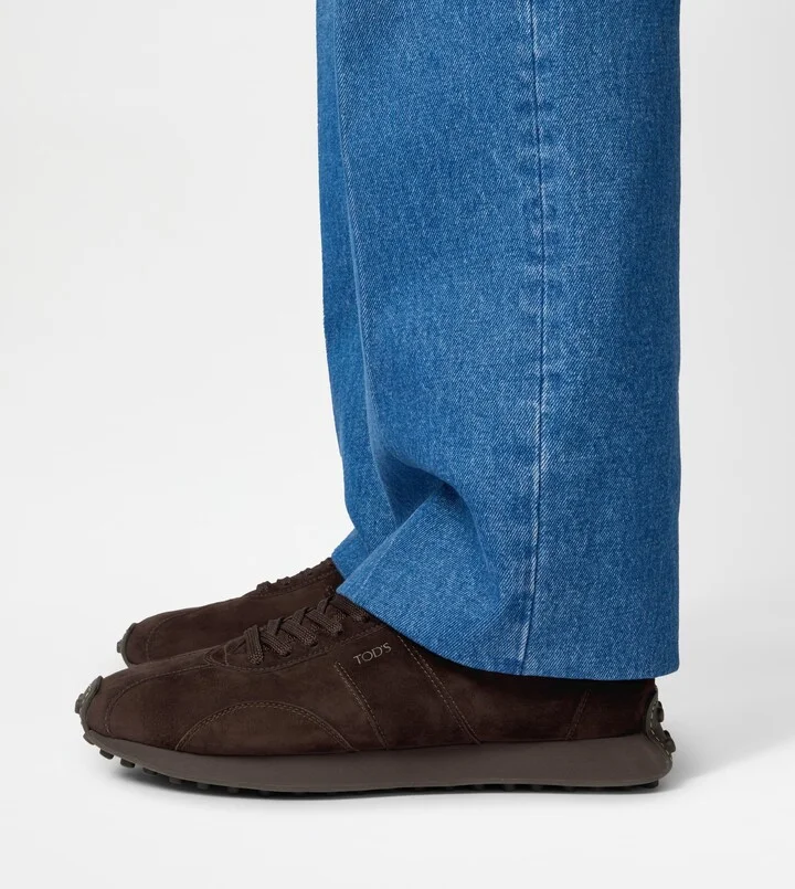 T Vintage Sneakers in Pashmy Suede - Image 6