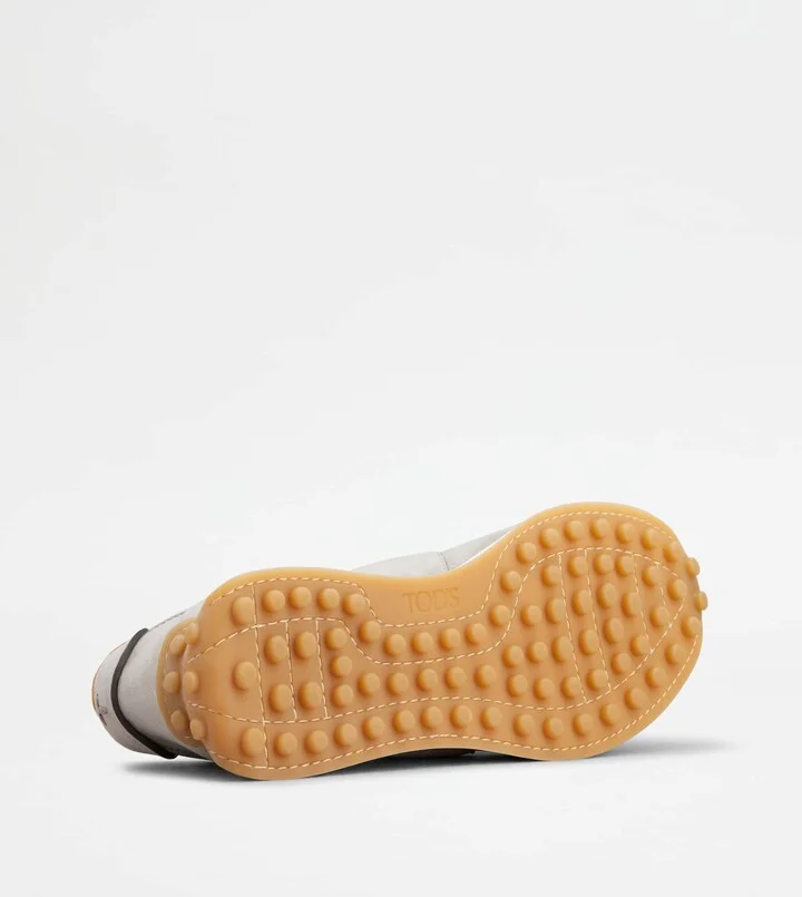 T Vintage Sneakers in Suede - Image 4