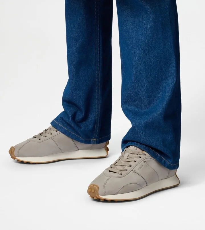 T Vintage Sneakers in Suede - Image 7