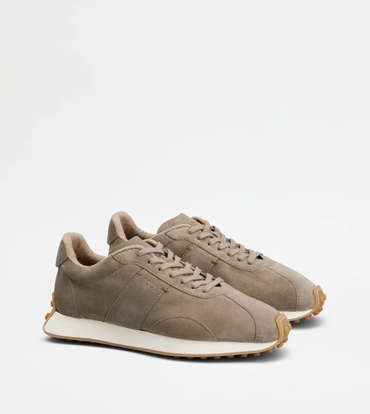 T Vintage Sneakers in Suede - Image 3