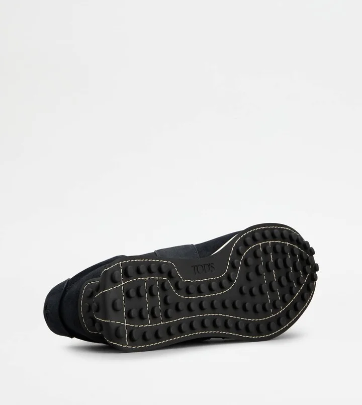 T Vintage Sneakers in Suede - Image 4