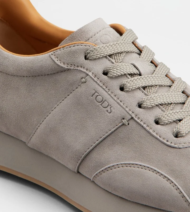 T Vintage Sneakers in Suede - Image 5