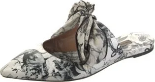 Tabitha Simmons - Image 2