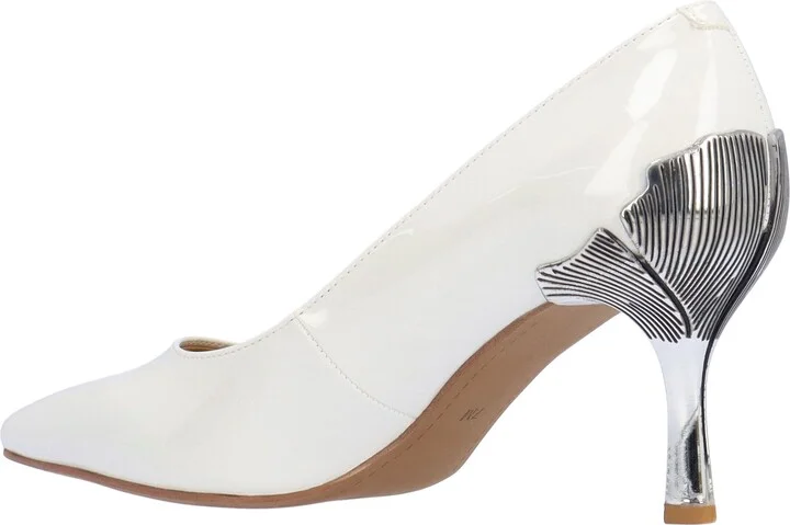 Tacy Pointed Toe Pump - Image 2
