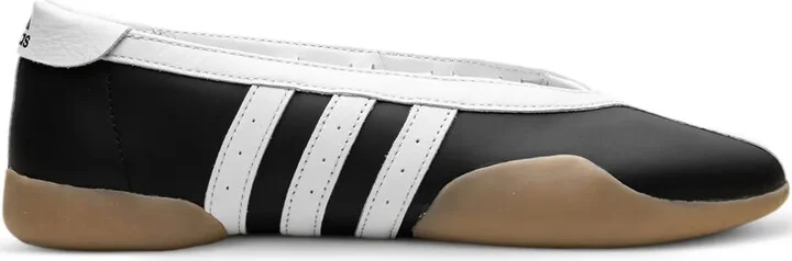 Taekwondo Mei Ballet "Core Black/Cloud White/Gum" sneakers