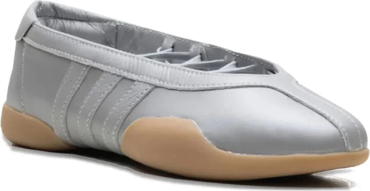 Taekwondo Mei Ballet "Silver Metallic/Silver Metallic/Gum" sneakers - Image 2