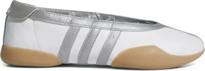 Taekwondo Mei "Cloud White/Silver Metallic/Gum" sneakers - Image 2