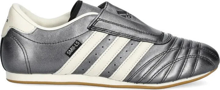 Taekwondo sneakers