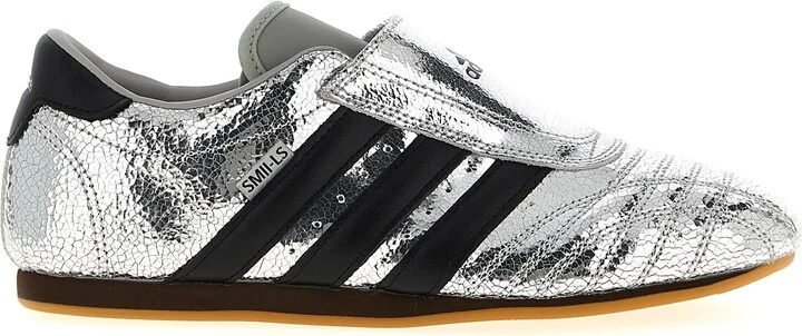 Taekwondo Sneakers Silver
