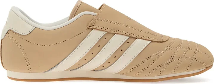 Taekwondo W three-stripe strap sneakers