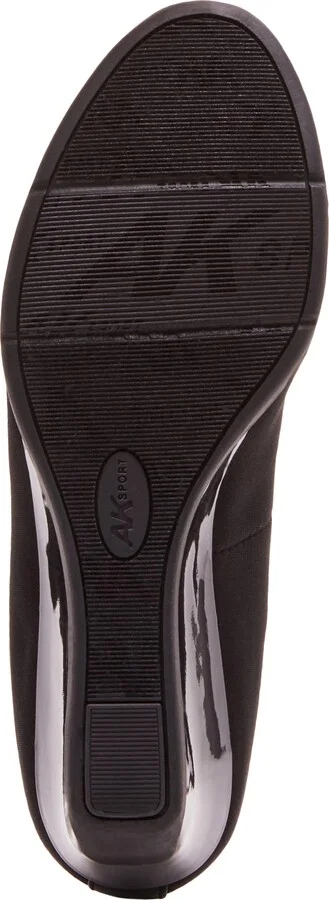 Taite Wedge Pump - Image 5