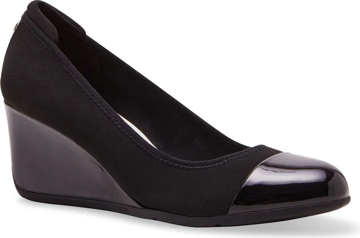 Taite Wedge Pump