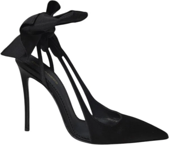 Take A Bow Pumps In Black Satin