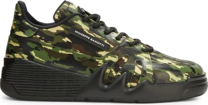 Talon camouflage low-top sneakers