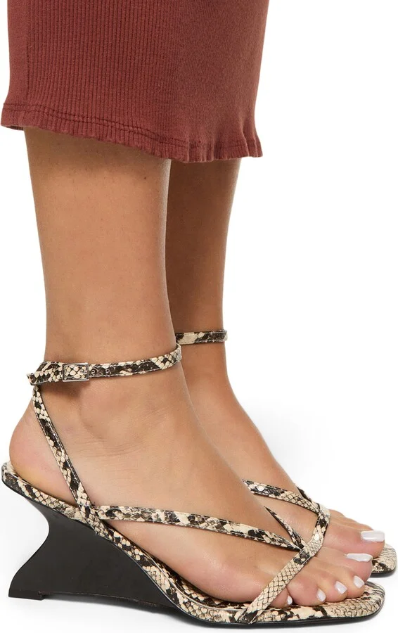 Talvi Wedge Sandal - Image 10