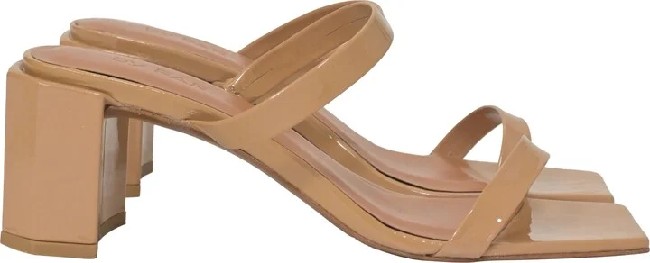 Tanya Sandals in Beige Patent Calfskin Leather