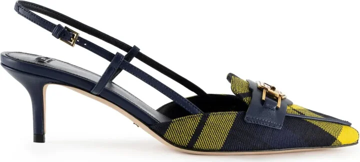 Tartan pumps