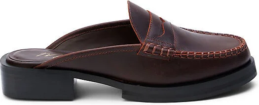 Tasha Flats
