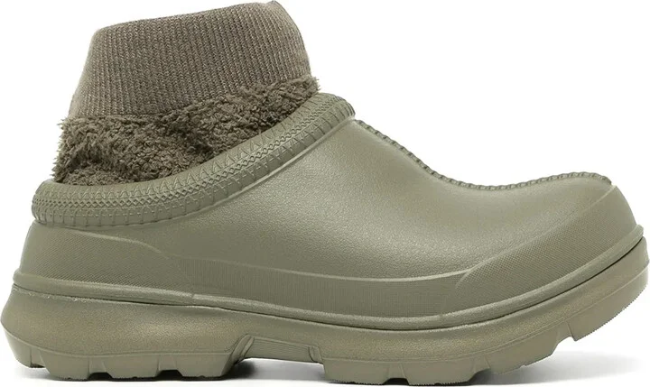 Tasman ankle boots