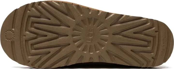 Tasman slip-on slippers - Image 4