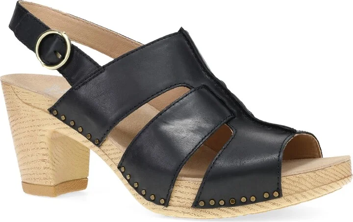Tatiana Sandal
