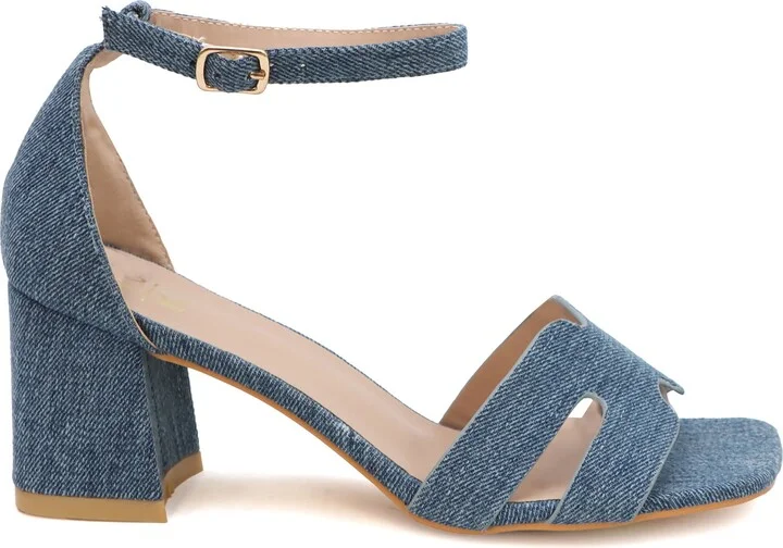 Tavin Ankle Strap Sandal - Image 8