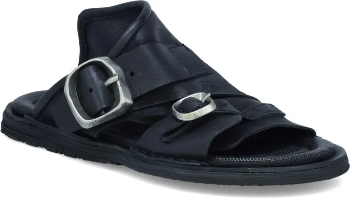 Tavon Sandal