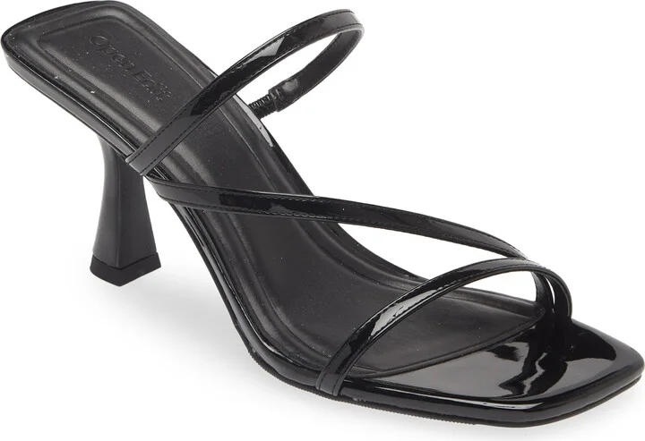 Tawney Sandal