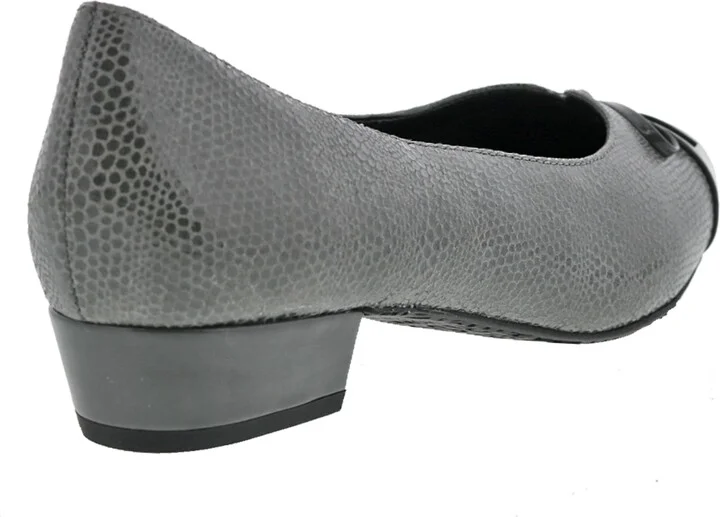 Tawnie Bow Cap Toe Pump - Image 2