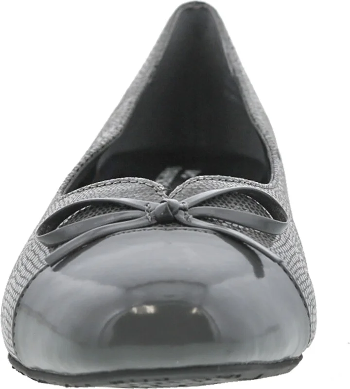 Tawnie Bow Cap Toe Pump - Image 3