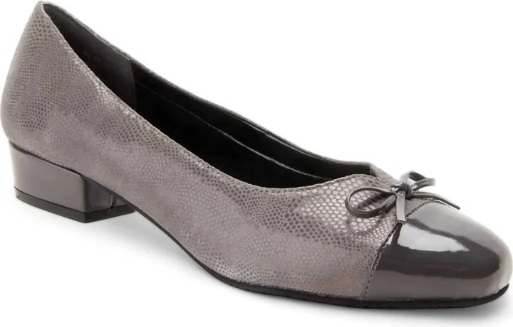 Tawnie Low Heeled Shoes - Wide Width In Grey Lizard Print Leather
