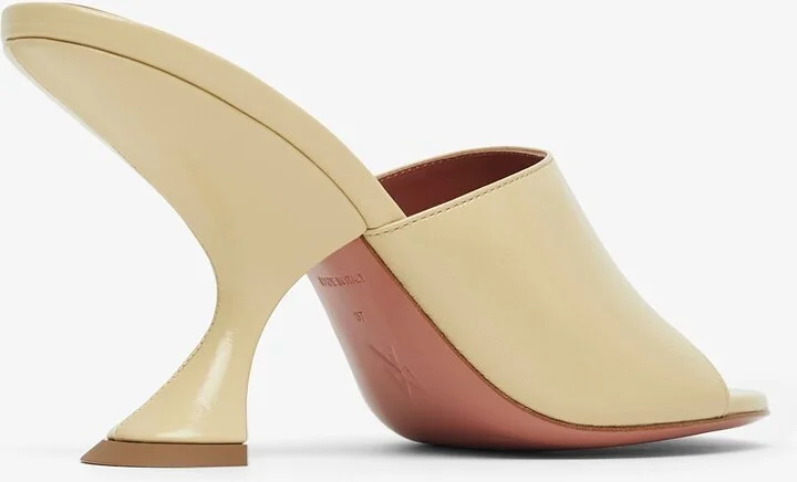 Taylor 90 patent beige slippers - Image 3