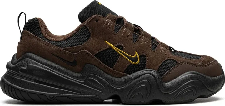 Tech Hera "Cacoa Wow" sneakers
