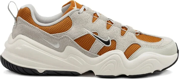 Tech Hera "Monarch/Light Bone/Sail/Black" sneakers