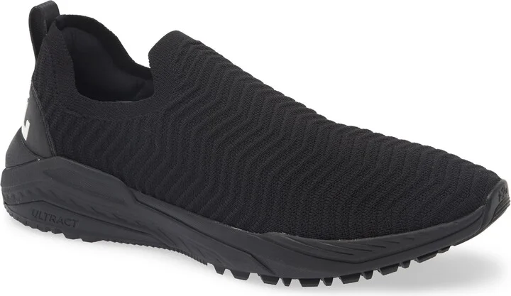 TechLoom Traveler Slip-On Sneaker