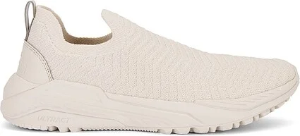 TechLoom Traveler Sneaker