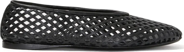 Tee Perforated ballerina shoes