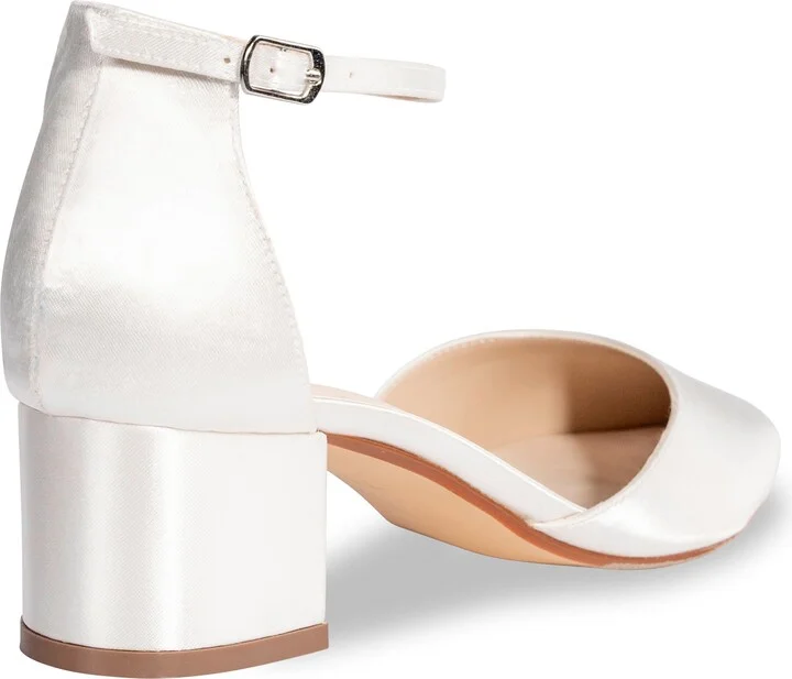 Tegan Ankle Strap Pointed Toe Pump - Image 2