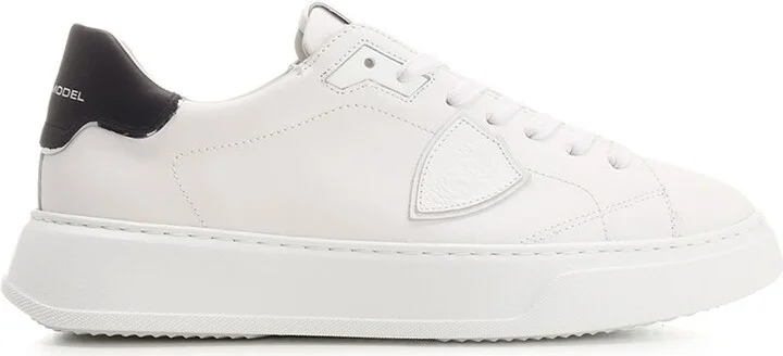 'temple' Sneaker
