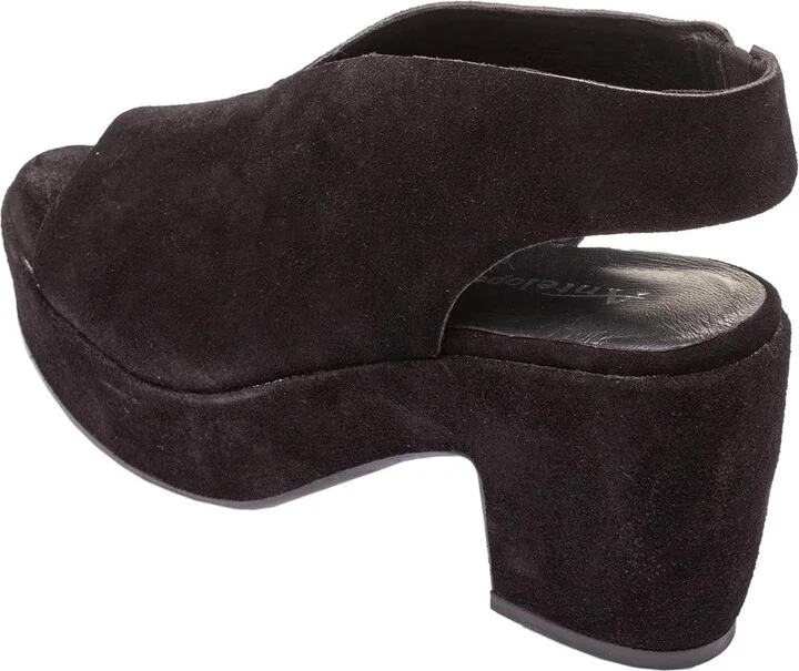 Teness Slingback Sandal - Image 2