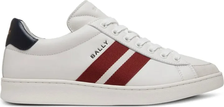 Tennis sneakers