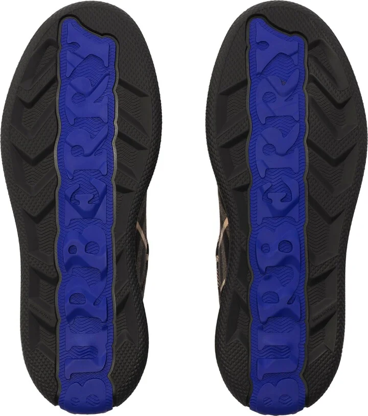 Terrace Check Sneaker - Image 10