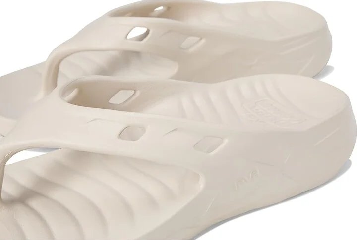 Teva ApreTrail Flip Sandals Birch : Men's 7 - Women's 9 Medium, Synthetic - Image 7