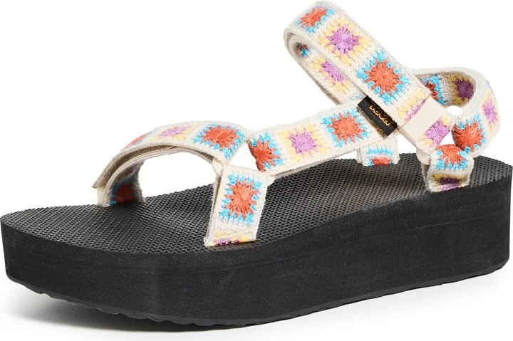 Teva Flatform Universal Crochet Sandals