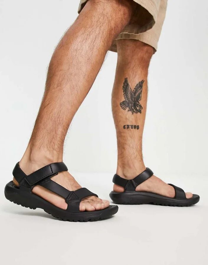 Teva Hurricane Drift eva sandals in triple black - Image 4